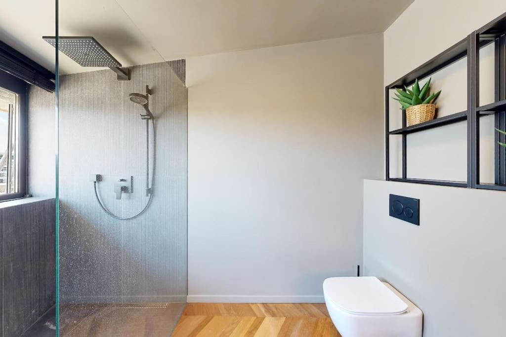 Stylovy Loft S Ohromnou Terasou Διαμέρισμα Μπρατισλάβα Εξωτερικό φωτογραφία